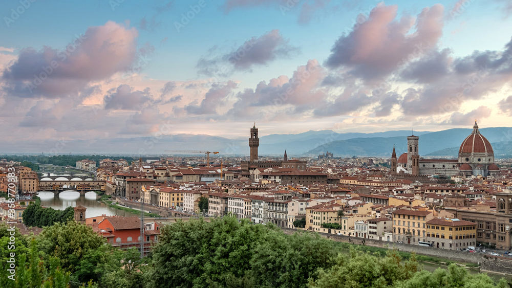 Panoramic sunset view of Florence, Ponte Vecchio, Palazzo Vecchio and Florence Duomo, Italy