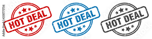 hot deal stamp. hot deal round isolated sign. hot deal label set