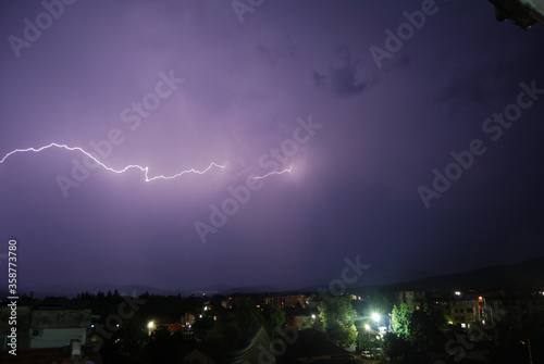 Obraz na płótnie Thunderstorm in the town of Berkovitsa w salonie