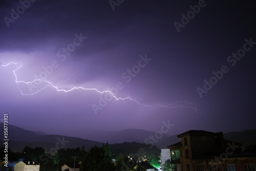 Obraz na płótnie Thunderstorm in the town of Berkovitsa w salonie