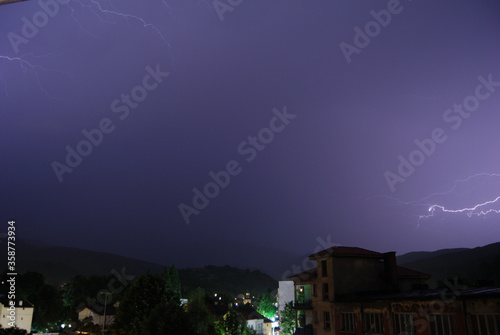 Obraz na płótnie Thunderstorm in the town of Berkovitsa w salonie