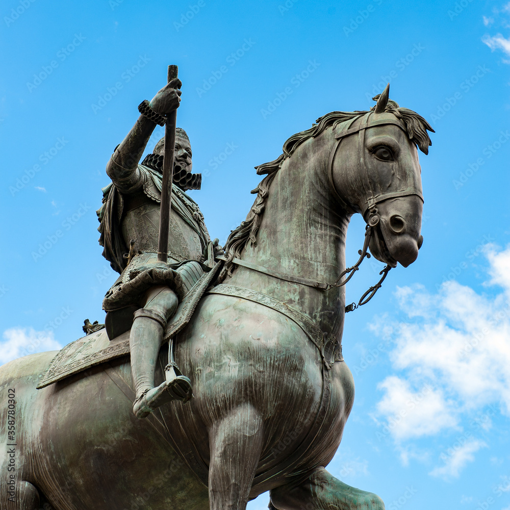 Fototapeta premium It's Statue of King Philip III on the Plaza Mayor, Madrid, Spain. It's the Spanish Property of Cultural Interest