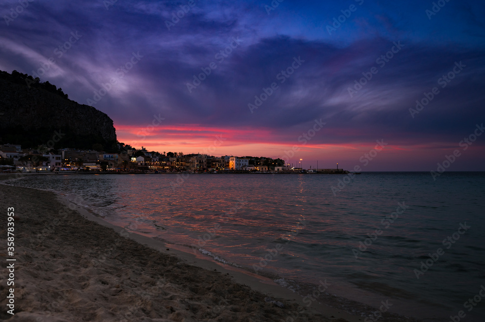 tramonto della spiaggia di Mondello - Palermo