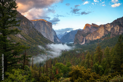 sunset at the tunnel view in yosemite national park in california, usa photo