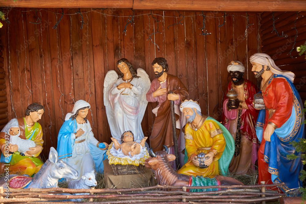Christmas nativity scene figurines,large Christmas figures of the family of Joseph and Mary the shepherds and an angel with kings