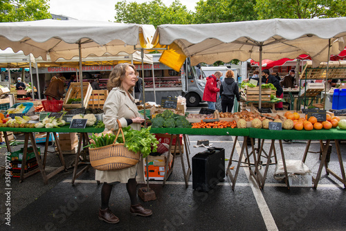 marché traditionnel