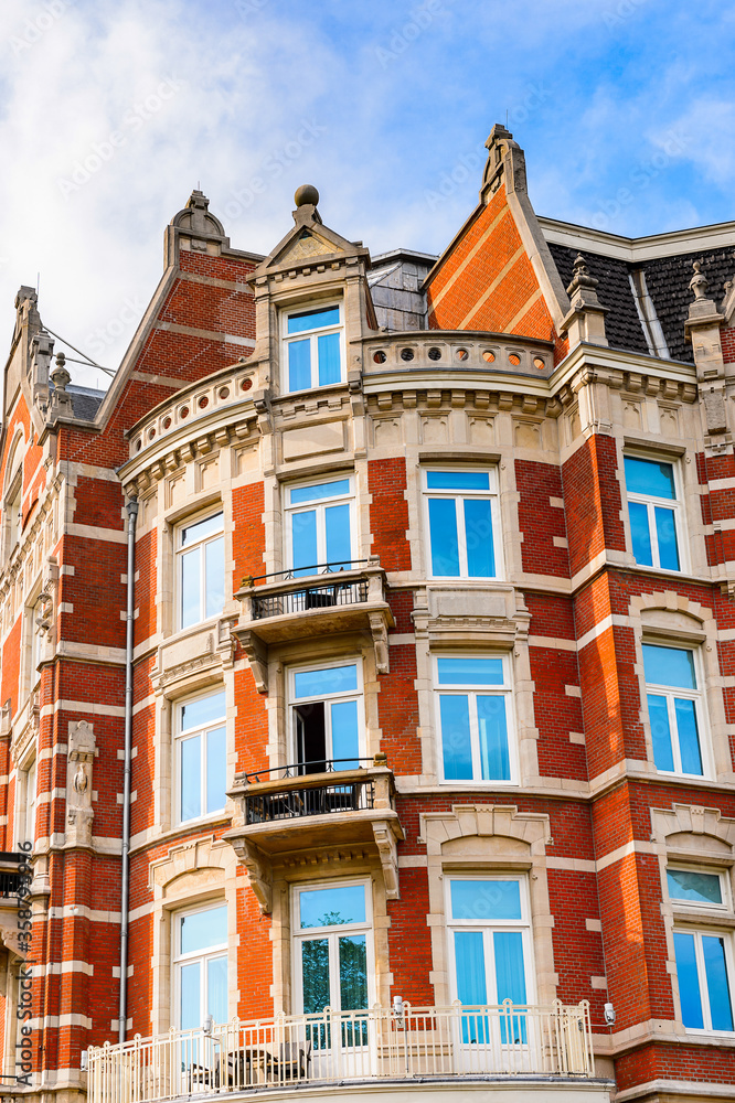 Fototapeta premium It's Typical bend houses in AMsterdam, Netherlands