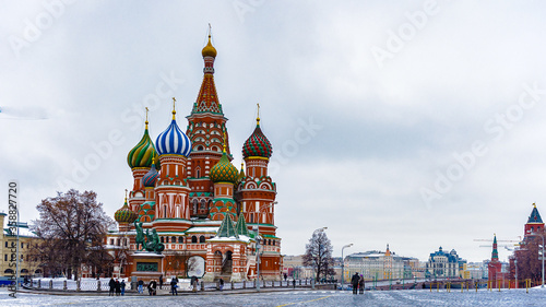Obraz na płótnie It's Saint Basil's Cathedral on the Red Square, Moscow, Russia w salonie