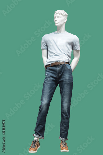 Full length male mannequin.