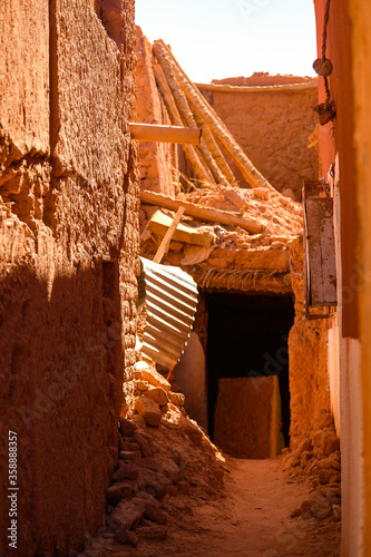 Red building of Timimoun, Adrar Province, south-central Algeria photo