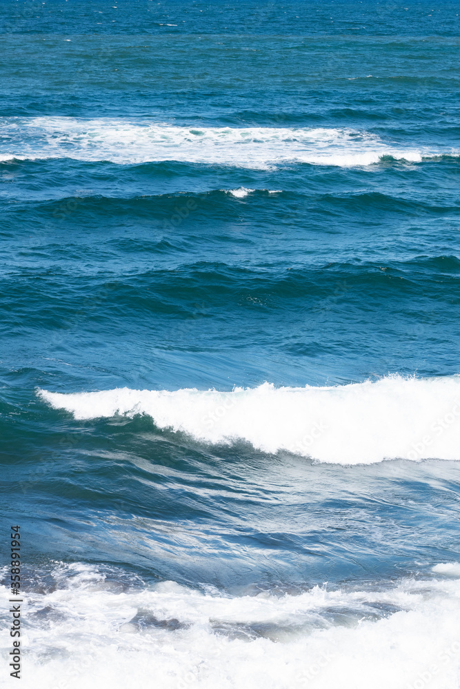 Fototapeta premium 打ち寄せる波 