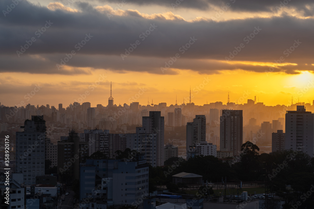 Por do sol da cidade de São Paulo