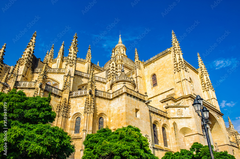 It's Segovia Cathedral, a Roman Catholic religious church in Segovia, Spain.