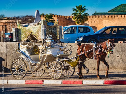 Pferdekutsche;Königsstadt Mekenes Markt Marokko Afrika photo