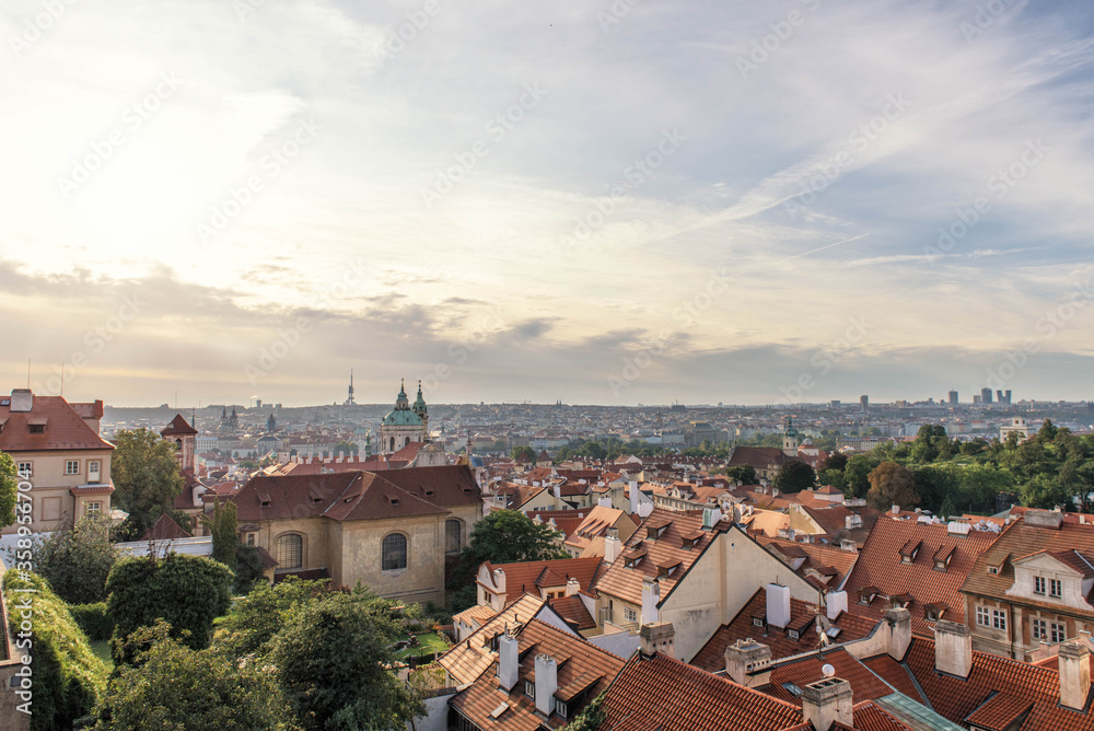 展望台から見下ろすチェコ・プラハの街並み
