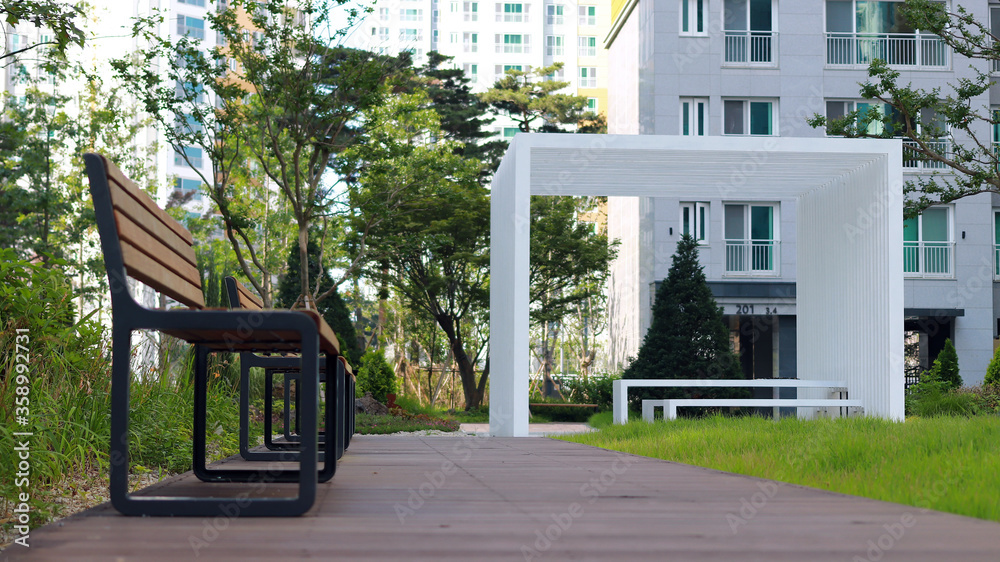 Naklejka premium 아파트 쉼터