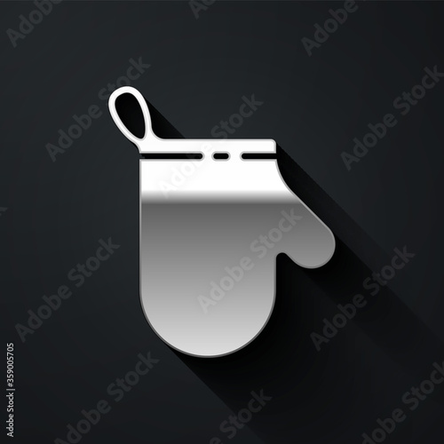 Silver Oven glove icon isolated on black background. Kitchen potholder sign. Cooking glove. Long shadow style. Vector Illustration.