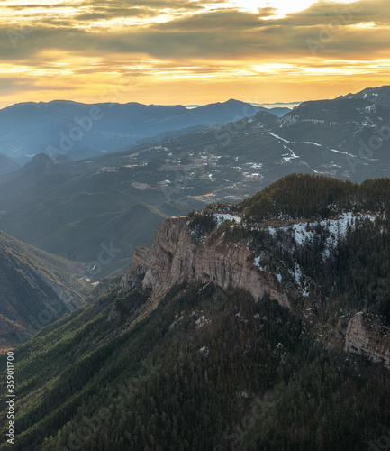 Impressive ridge formed by glacial valley in Spain against a golden sunrise © Andy