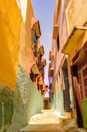 Obraz na płótnie It's Moulay Idriss, the holy town in Morocco, named after Moulay Idriss I arrived in 789 bringing the religion of Islam w salonie