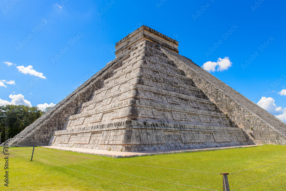El Castillo (Temple of Kukulcan),  a Mesoamerican step-pyramid, Chichen Itza. It was a large pre-Columbian city built by the Maya people of the Terminal Classic period. UNESCO World Heritage