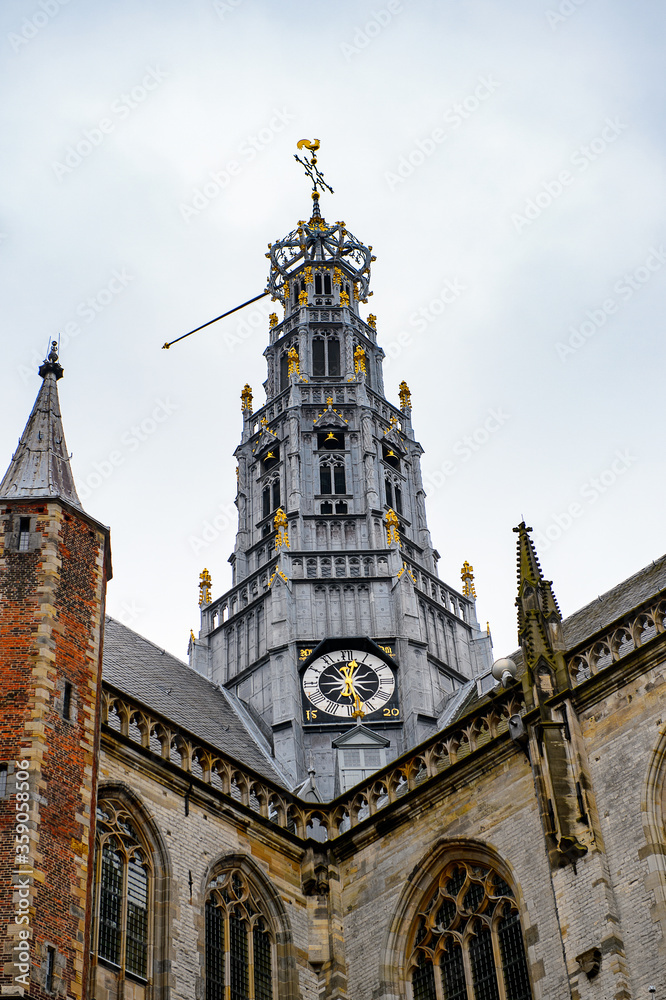 Fototapeta premium It's Grote Kerk (Great Church) on the Grote Markt, Haarlem's central square