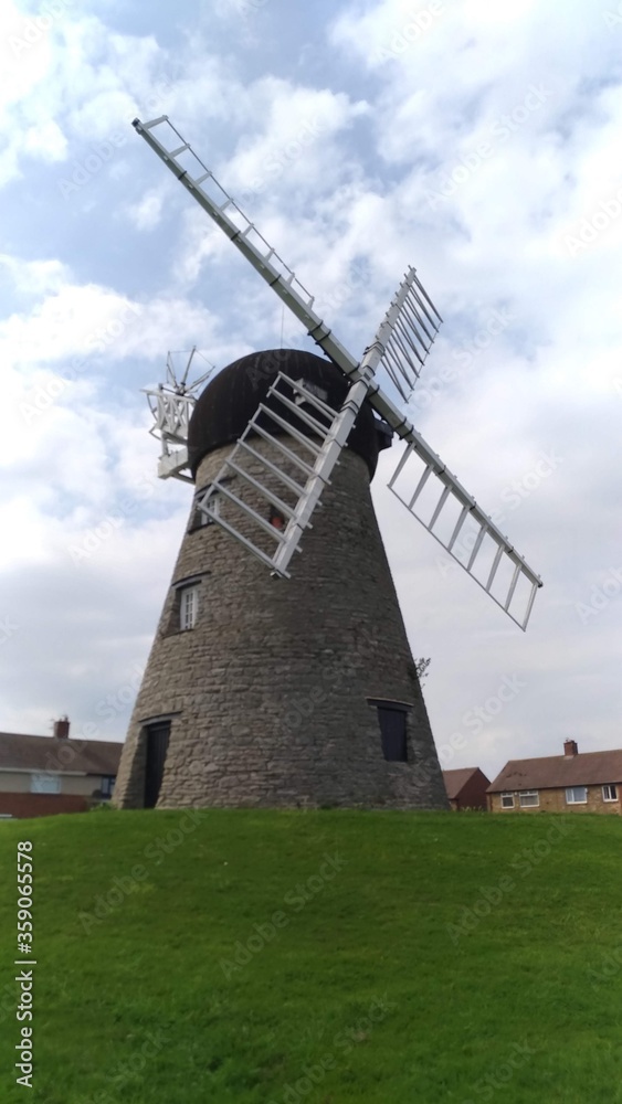 Windmill-Sunderland (UK)