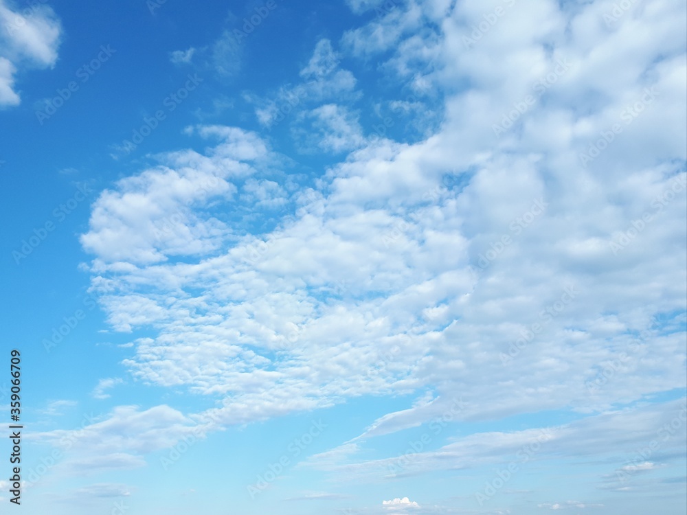 Fototapeta premium White clouds in the blue sky - Lysaker 