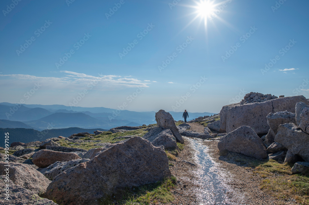 Fototapeta premium Hiking on high a high elevation trail