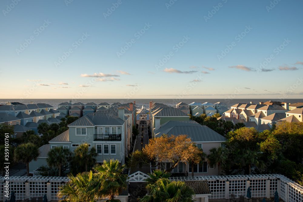 Fototapeta premium houses at the beach in autumn