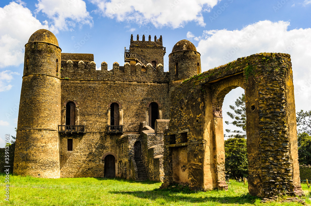 Fototapeta premium It's Castle of Gondar, Ethiopia. The origins of this castle can