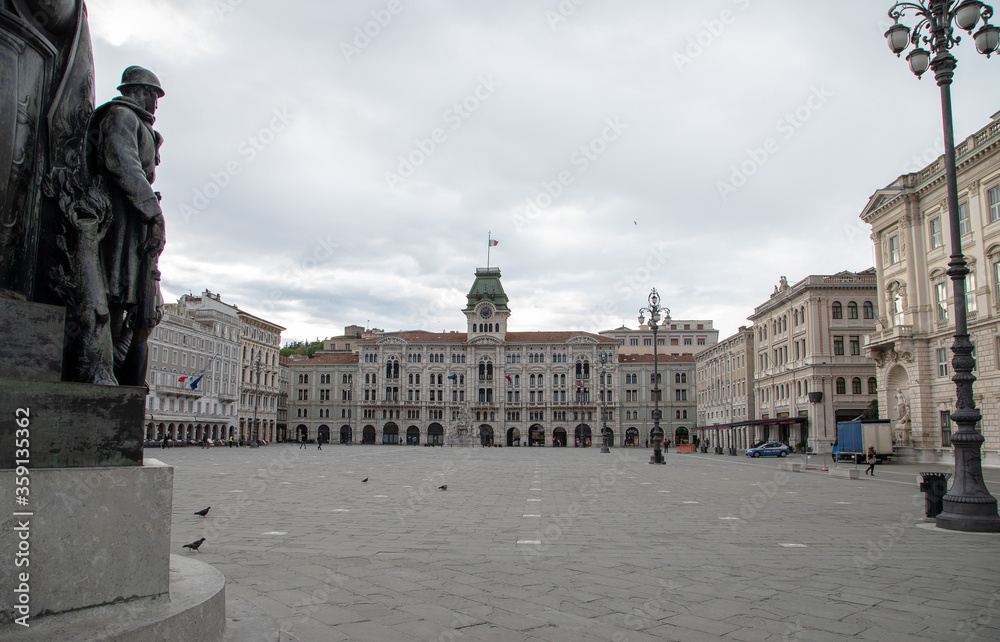 Fototapeta premium Piazza Unita 03