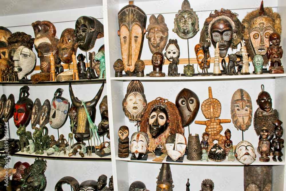 African sale souvenir shop