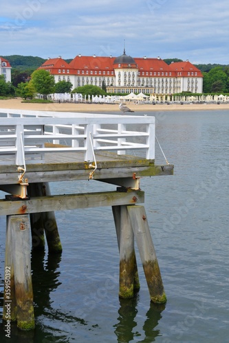 wakacje, Sopot miejscowość wypoczynkowa w Zatoce Gdańskiej nad Bałtykiem 