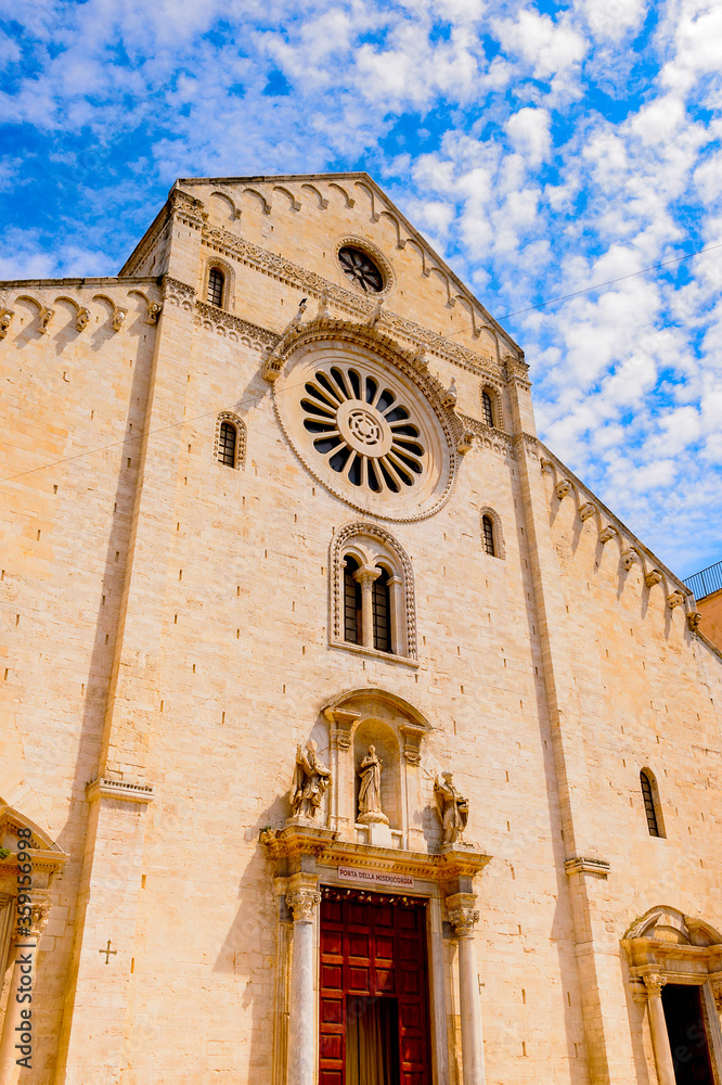 Fototapeta premium It's Bari Cathedral (Basilica di Bari), Bari, Italy
