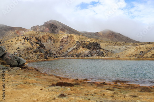 Lac volcanique du parc Tongariro, Nouvelle Zélande