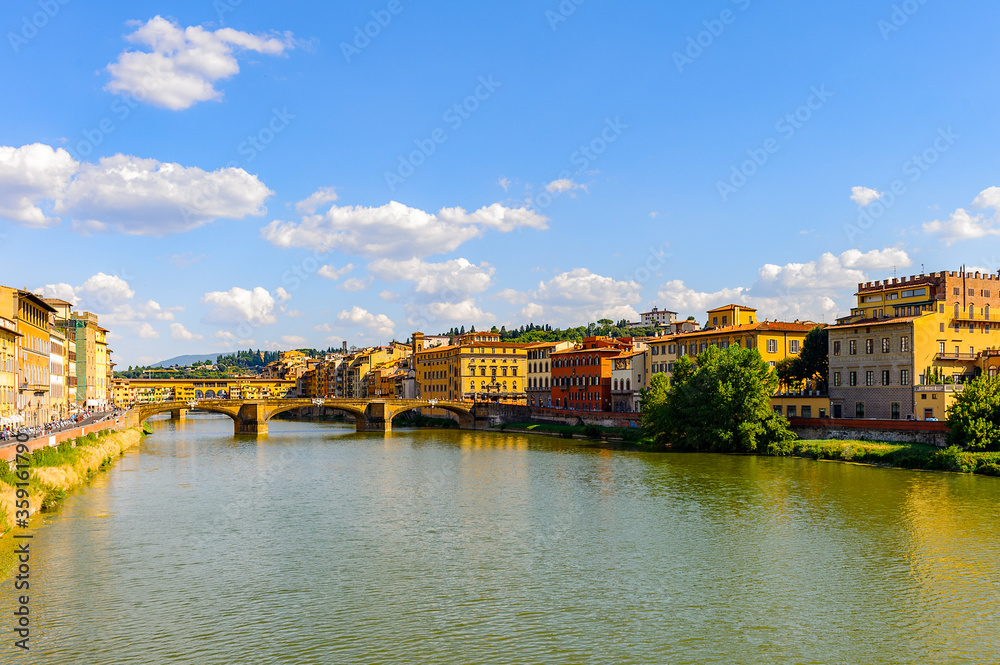 River Arno and Florentine architecture, Tuscany, Italy