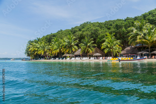 beautiful caribbean beach photo