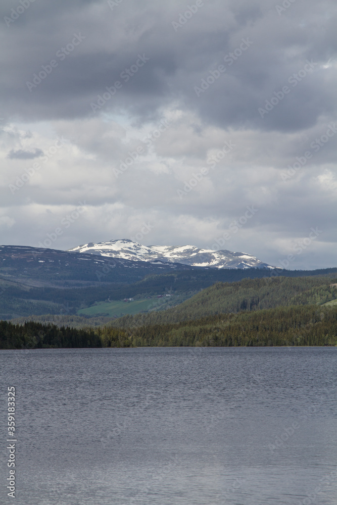 Heggefjorden und Sognefjellet in Norwegen