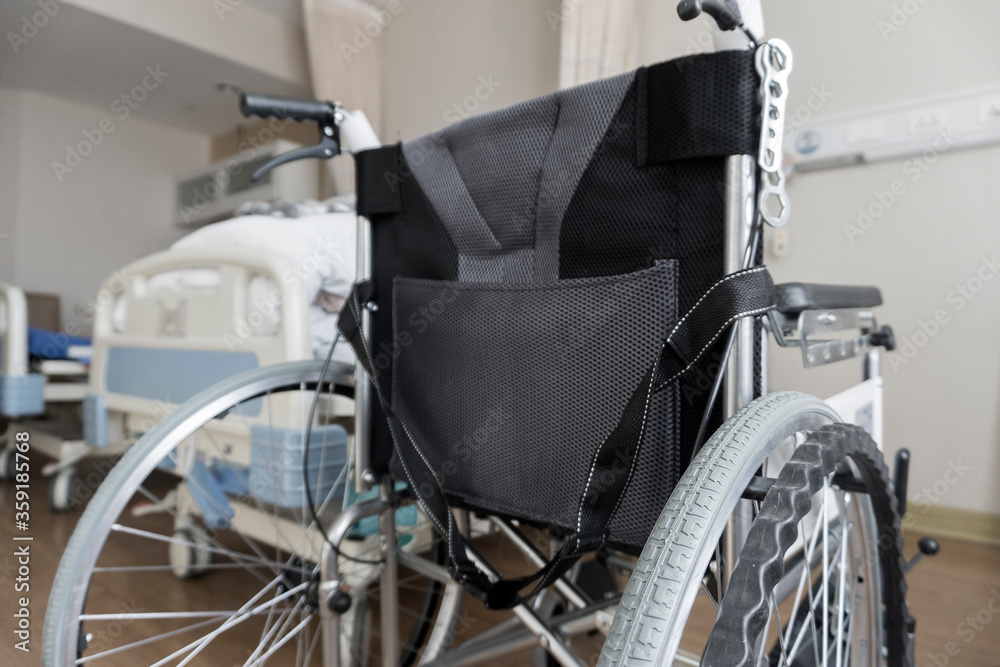 病室　車椅子