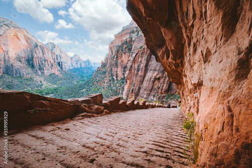 Obraz na płótnie Angels landing hiking trail in Zion National Park, Utah, USA w salonie