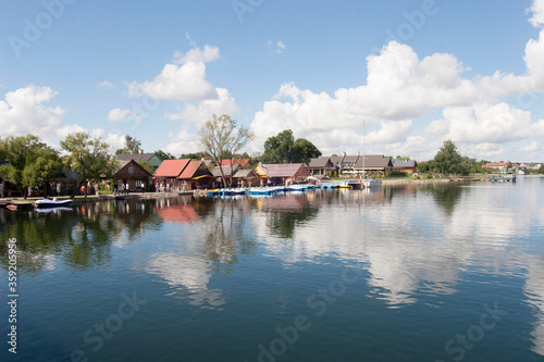 Shops and other buildings on the edge of the lake in Trakai, Lithuania © Melvin