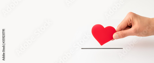 Foto The concept of charity, love, donate and helping hand.