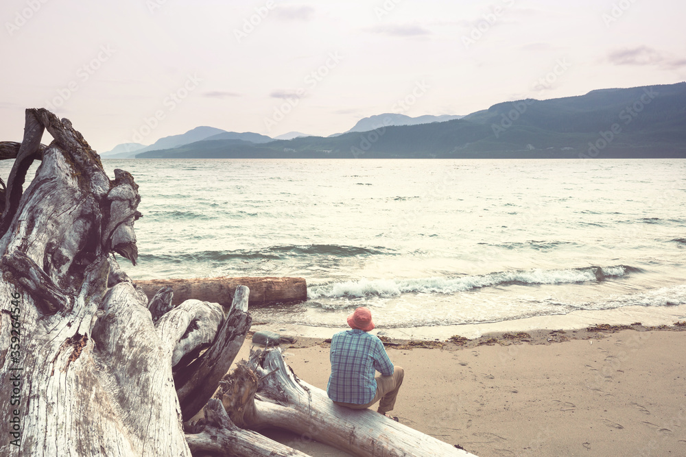 Fototapeta premium Tourist on Canadian coast