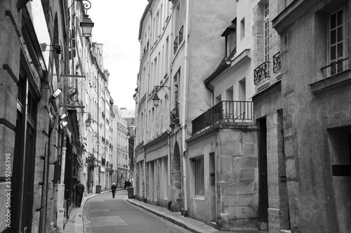 Calles vacías en París, Francia, Europa. © Patricia de la Garza