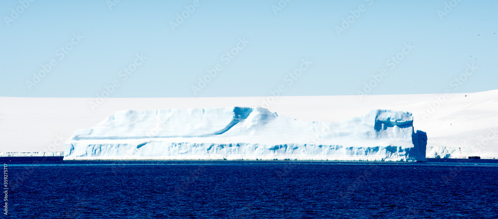 Naklejka premium Huge iceberg in Antarctica