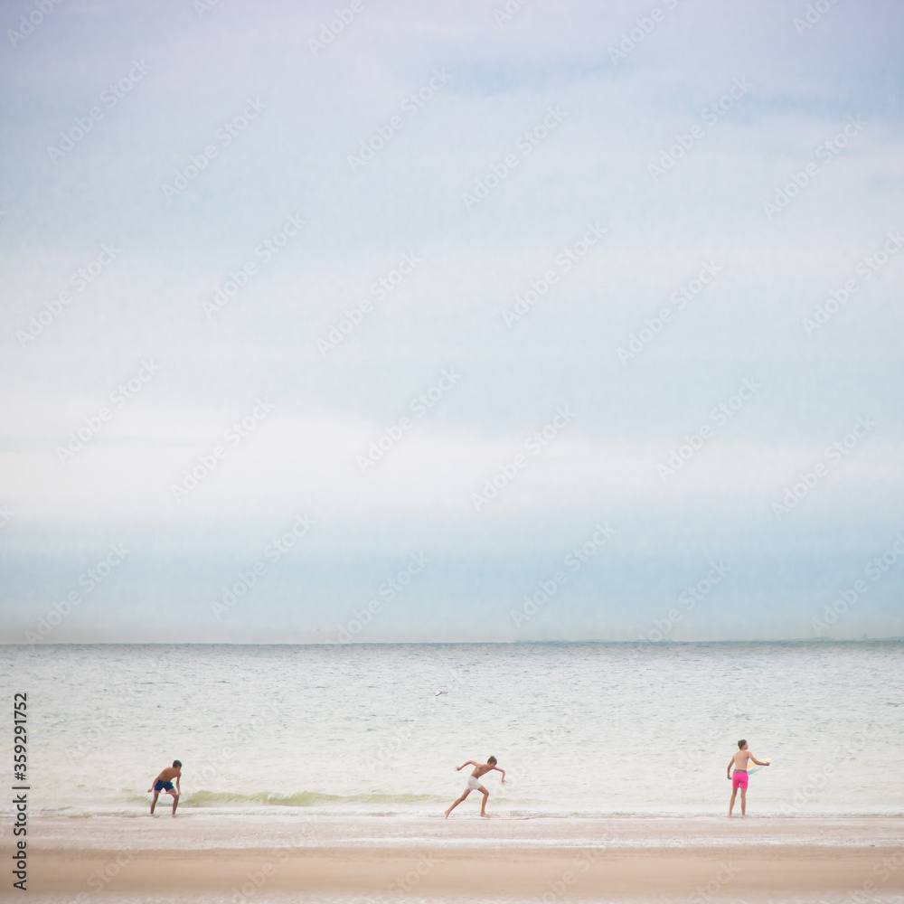 plage d'escalles à marée basse