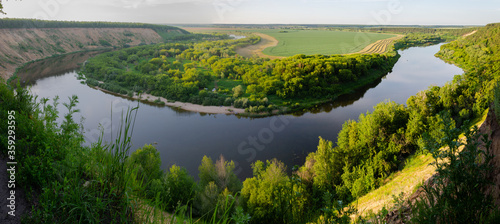 Horseshoe evening river
