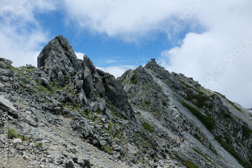 百名山、立山縦走。北アルプスの絶景トレイル。日本の雄大な自然。Amazing trekking area in Japanese North Alps. Mt.Tateyama.