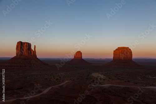 Monument Valley al atardecer