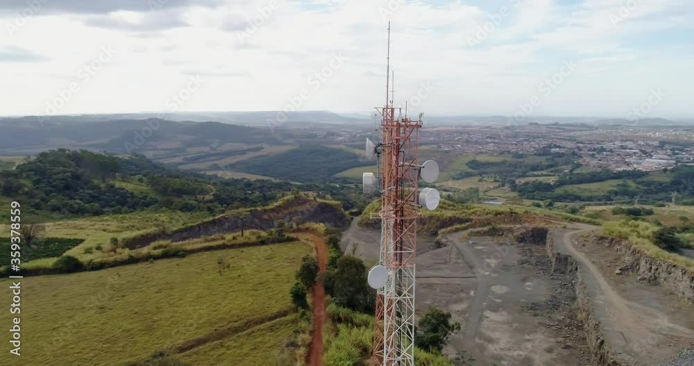 Aerial view of 3G towers in São Sebastião do Paraíso city, Minas Gerais / Brazil. Aerial view of 3G towers in São Sebastião do Paraíso city, Minas Gerais / Brazil.